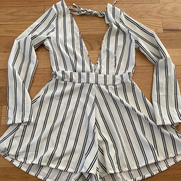 Romper - Picture 1 of 3